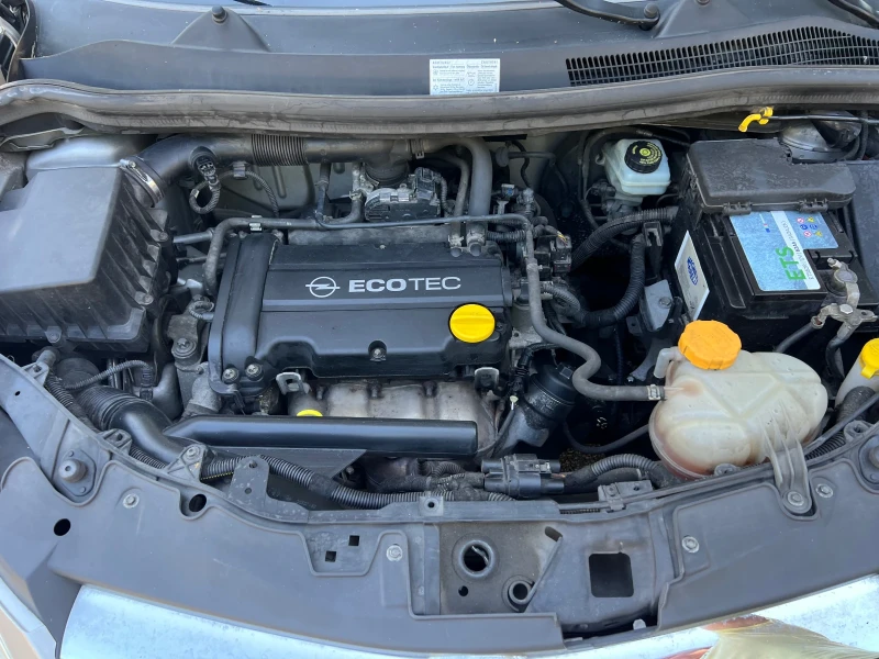 Opel Corsa 1.2, снимка 14 - Автомобили и джипове - 51096288