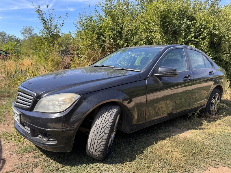 Mercedes-Benz C 220 2.2 CDI / На части !, снимка 2 - Автомобили и джипове - 51506288