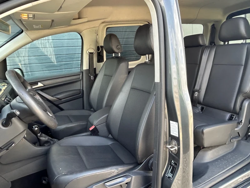 VW Caddy Maxi 1.4 TGI 2015 , снимка 10 - Автомобили и джипове - 51857476
