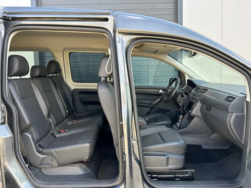 VW Caddy Maxi 1.4 TGI 2015 , снимка 12 - Автомобили и джипове - 51857476