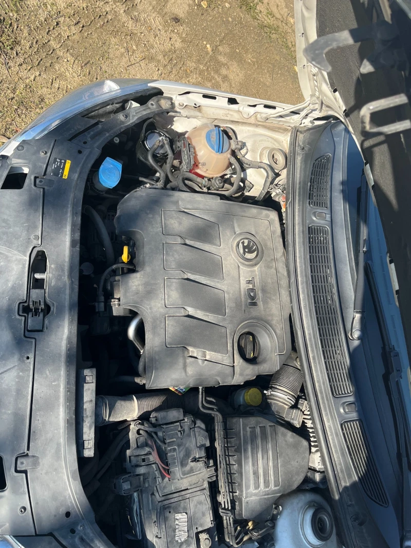 Skoda Fabia 1.6 tdi, снимка 8 - Автомобили и джипове - 52641971