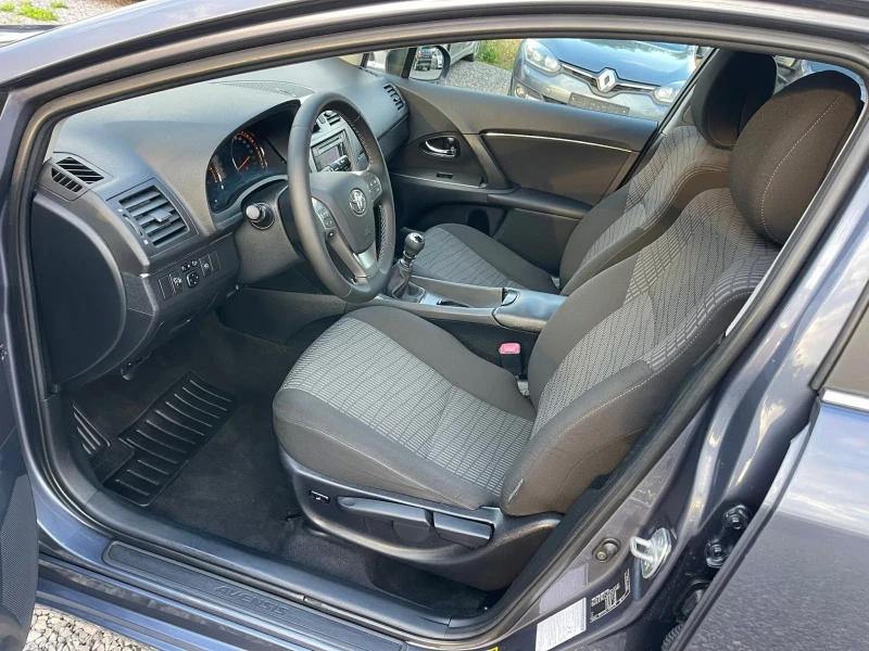 Toyota Avensis 2.2D-4D, 150Hp, 2011г. Навигация, Камера, Темпомат, снимка 9 - Автомобили и джипове - 53290576
