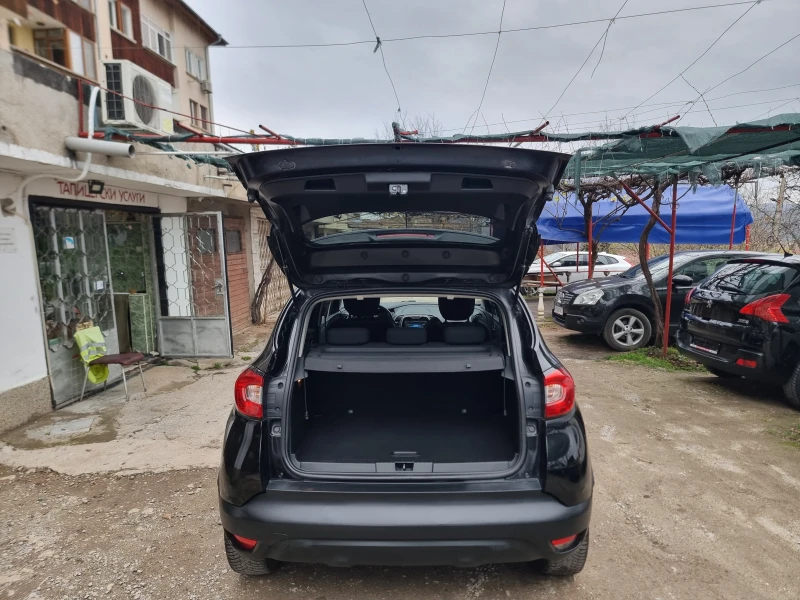 Renault Captur 1.5 dci, снимка 14 - Автомобили и джипове - 53539179