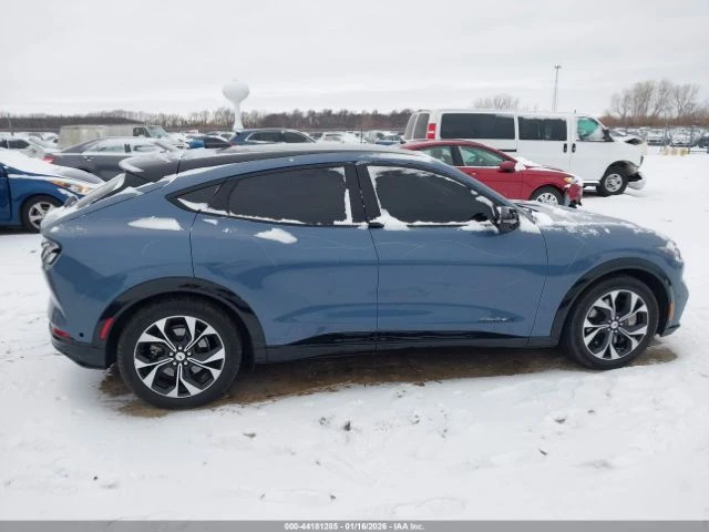 Ford Mustang Mach-E ПОДГРЕВ* КАМЕРА* КЕЙЛЕС* LANE* ASSIST, снимка 12 - Автомобили и джипове - 53714252