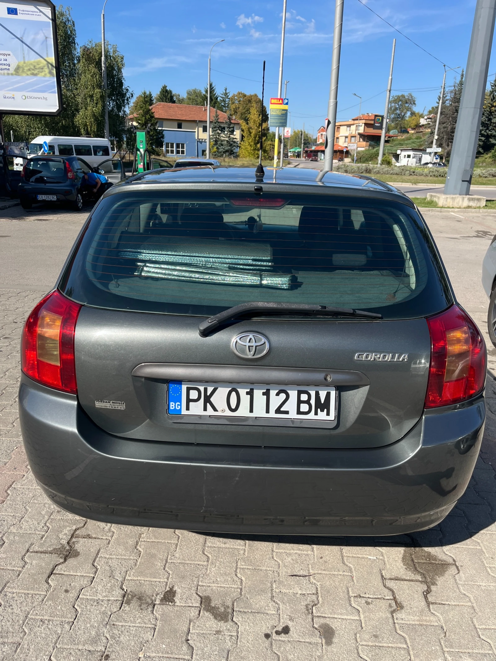 Toyota Corolla 2.0 D-4D - изображение 6