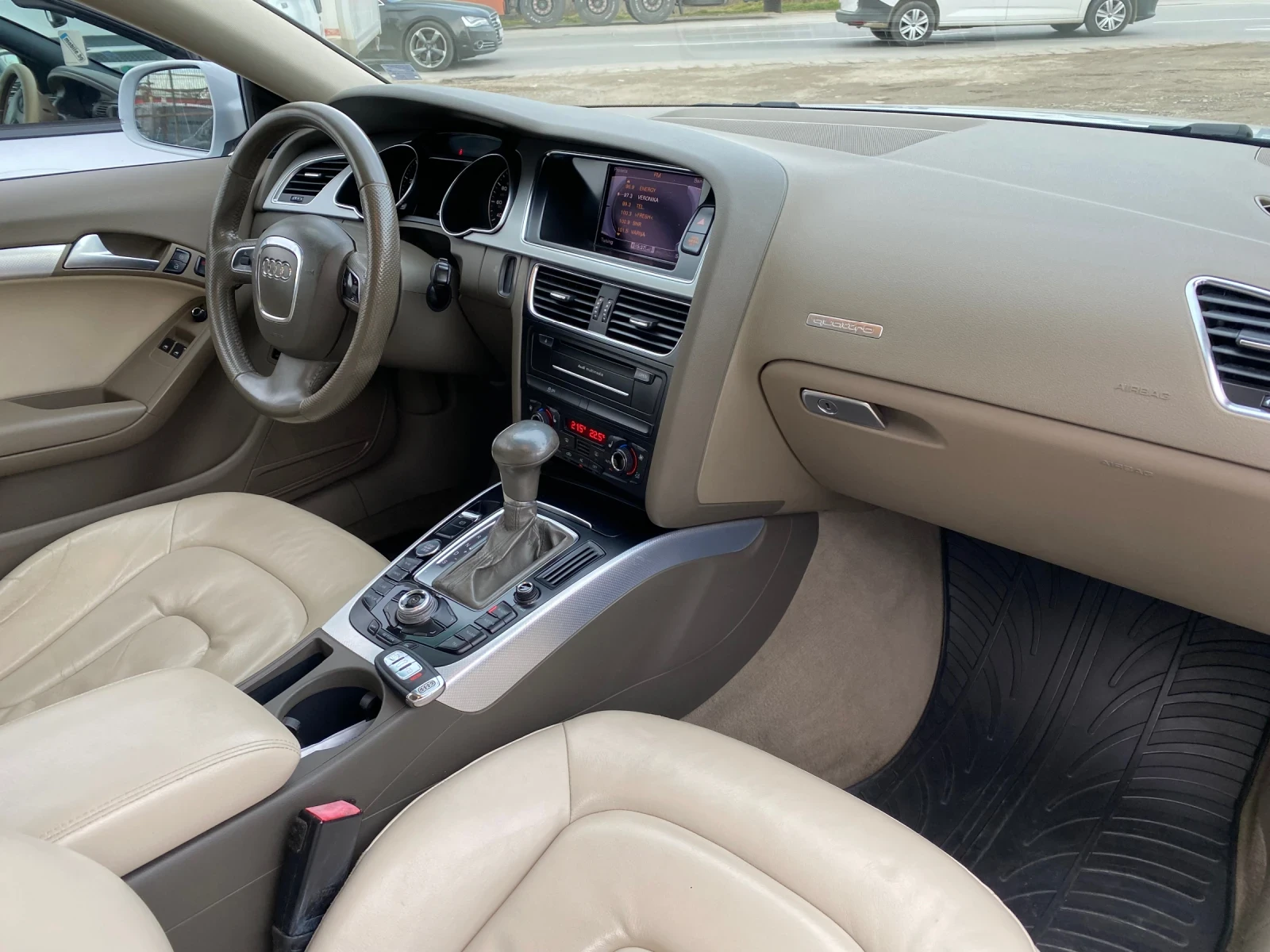 Audi A5 2.0T Quattro Keyless go Цена за Кеш | Mobile.bg — изображение 13