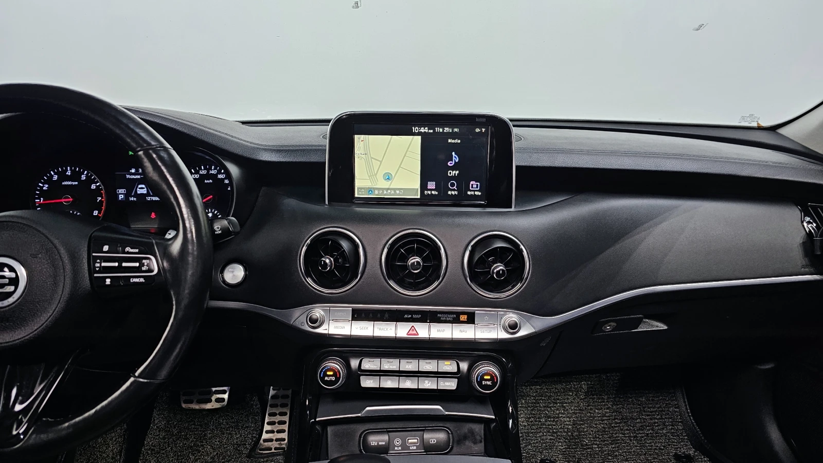 Kia Stinger 2.0 Turbo 2WD Dream Edition | Mobile.bg   11