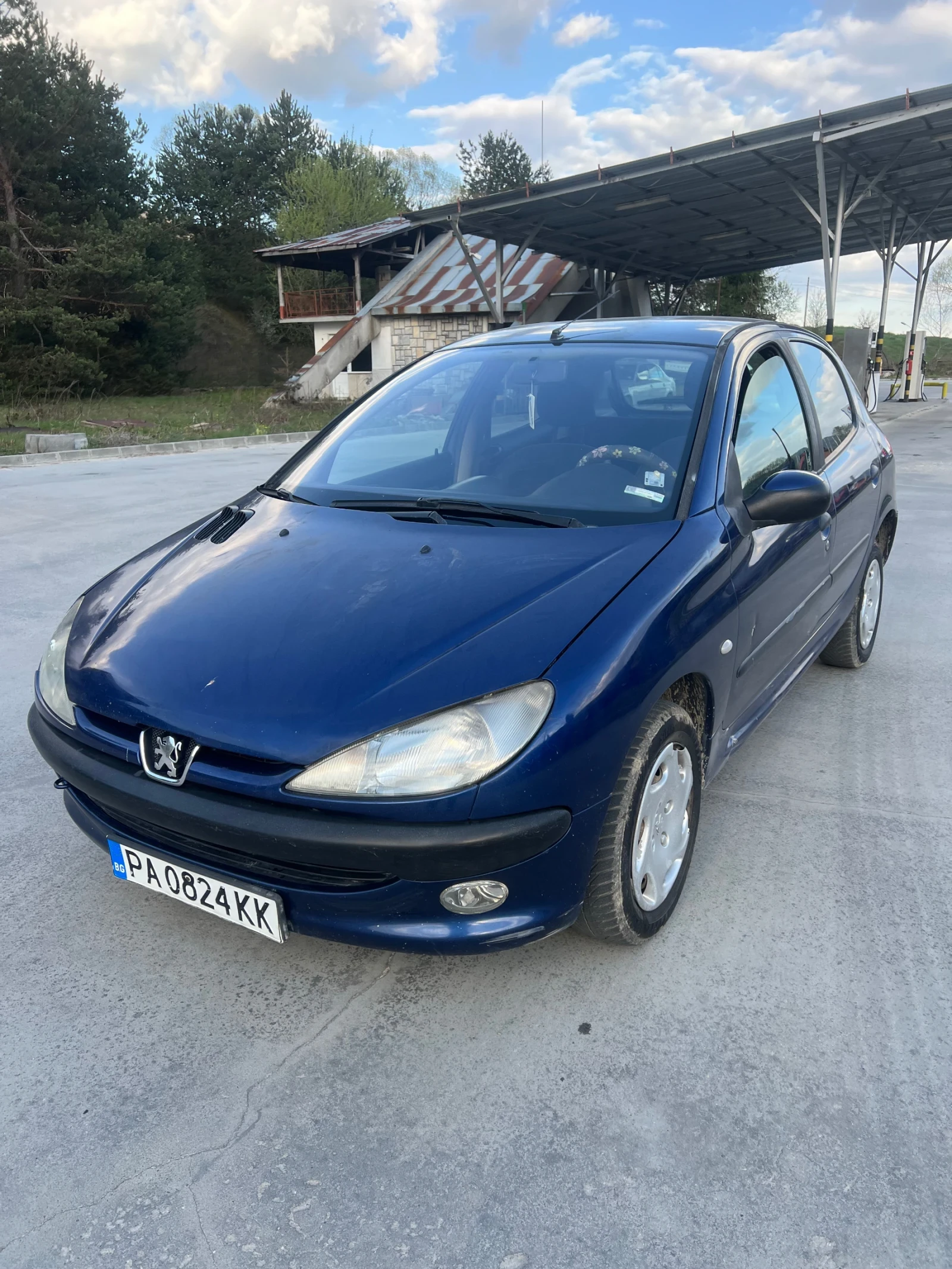 Peugeot 206 2.0 HDI 90кс Зареден работещ климатик - изображение 2