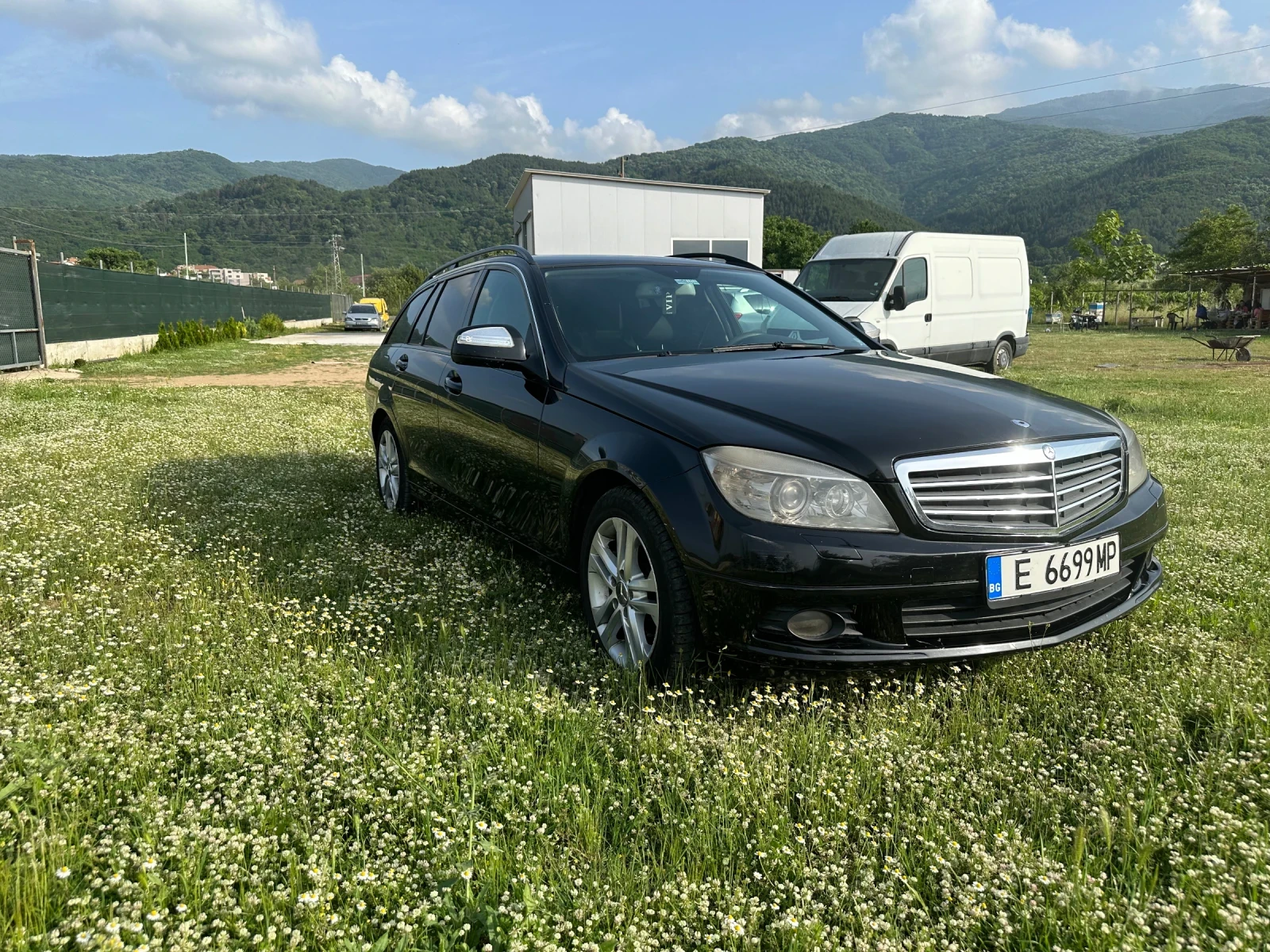 Mercedes-Benz C 200  - изображение 2