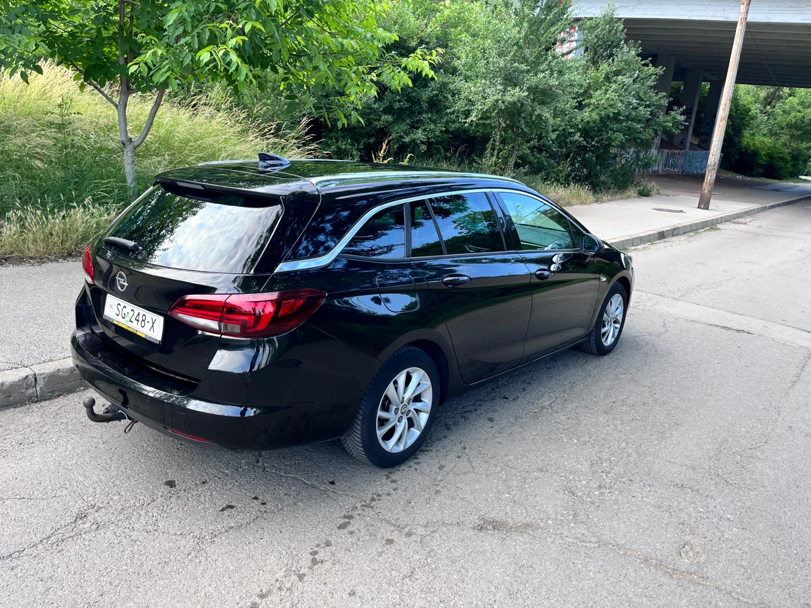 Opel Astra Sports Tourer 1.6 cdti 2018 - изображение 4