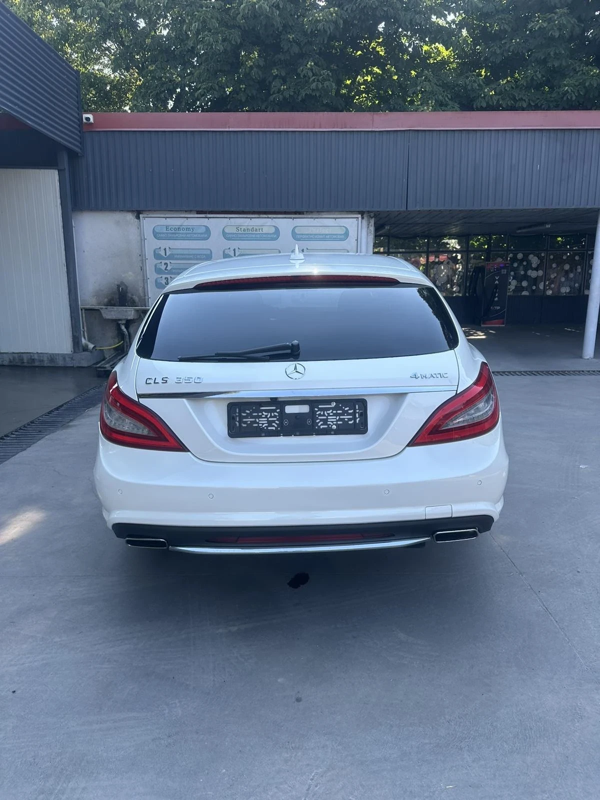 Mercedes-Benz CLS 350 AMG PACK/DISTRONIC/ОБДУХВАНЕ - изображение 6