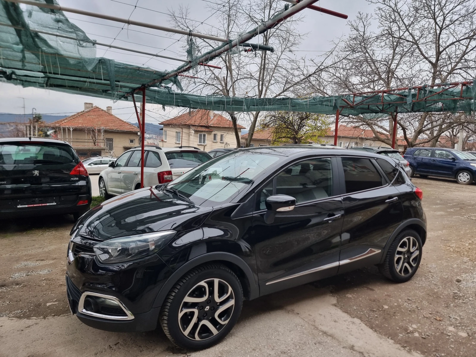 Renault Captur 1.5 dci - изображение 2