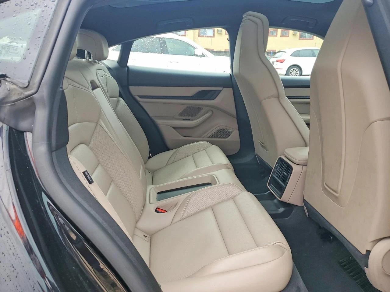 Porsche Taycan | ЦЕНА ДО БЪЛГАРИЯ | , снимка 10 - Автомобили и джипове - 53858770