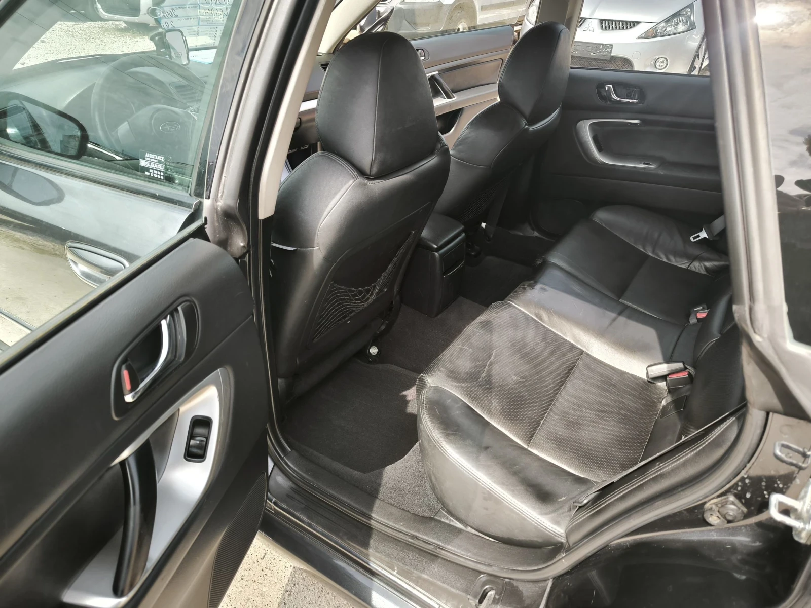 Subaru Legacy 2.0I automatic , снимка 10 - Автомобили и джипове - 54041340