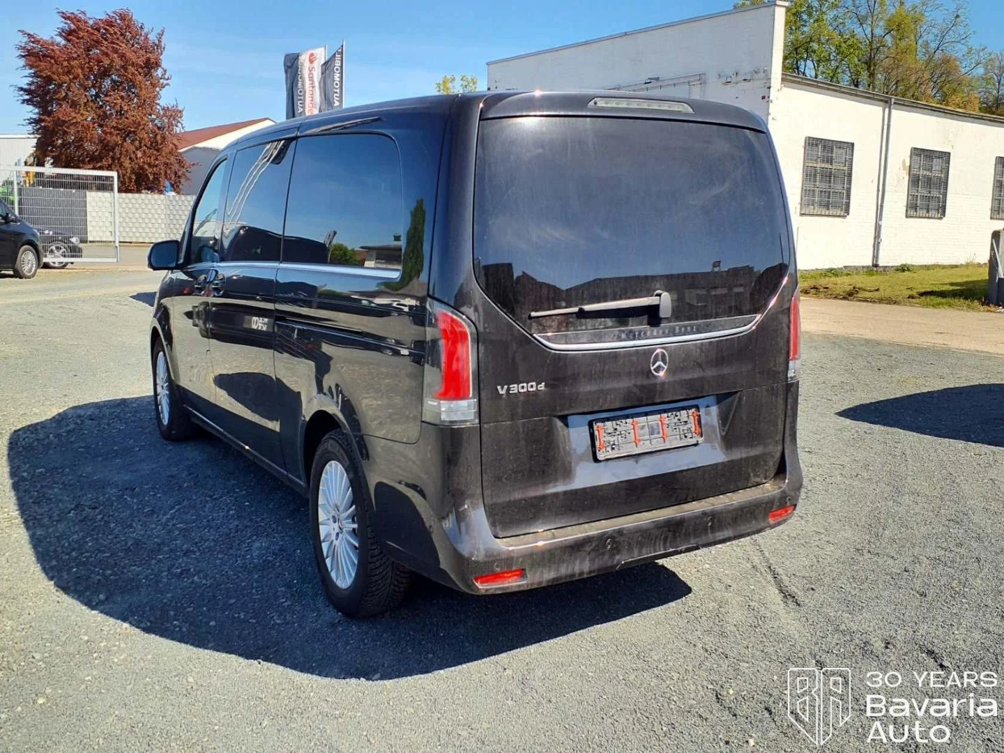 Mercedes-Benz V 300 d Extralong Avantgarde, снимка 3 - Автомобили и джипове - 54458701