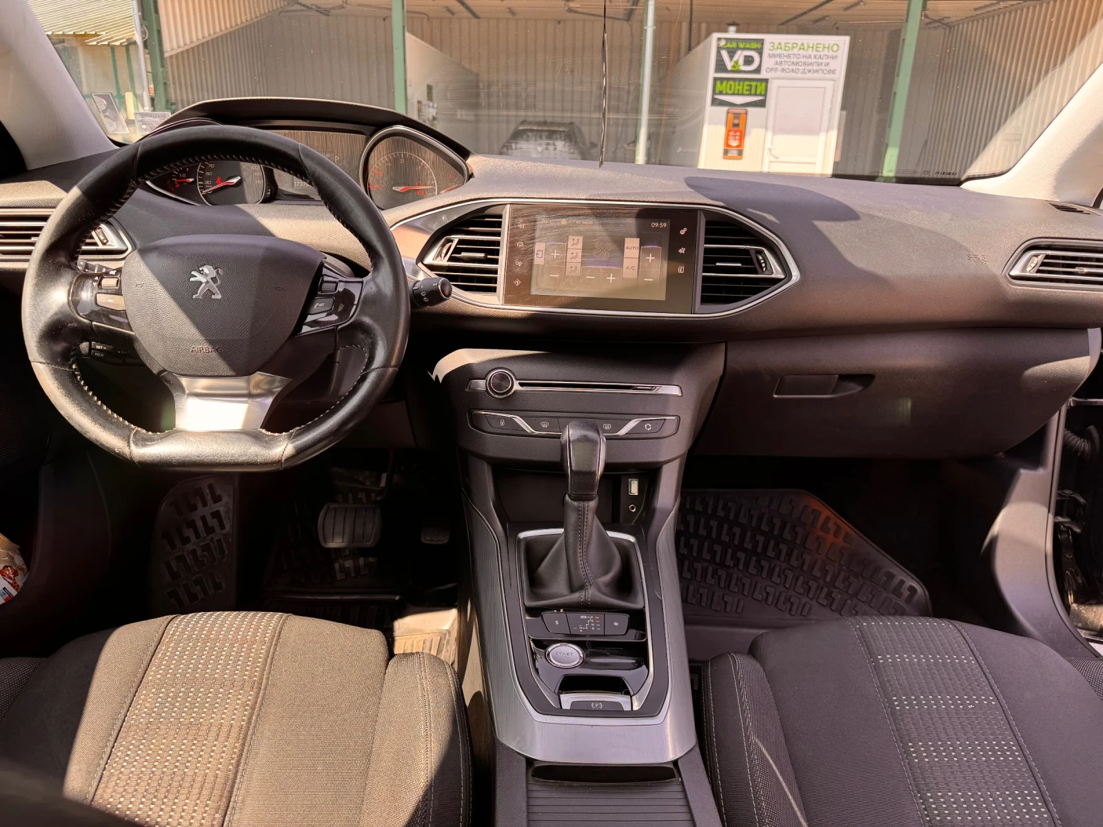 Peugeot 308 1.6 HDI  GT, снимка 11 - Автомобили и джипове - 55381248