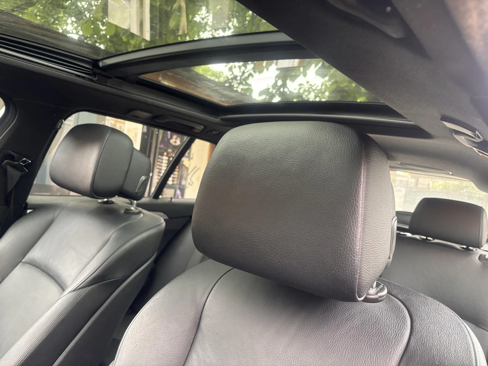 BMW 520 M-Paket, снимка 12 - Автомобили и джипове - 55886233