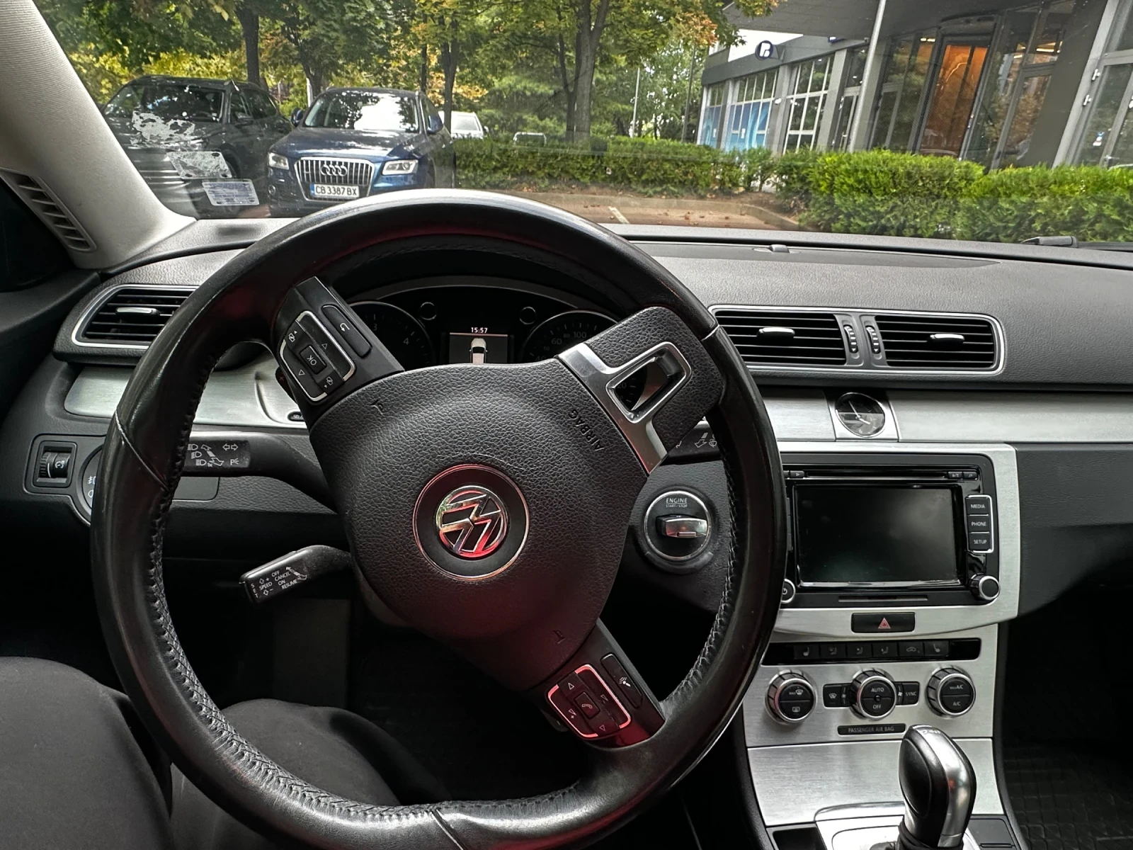 VW Passat B7, снимка 4 - Автомобили и джипове - 56246790