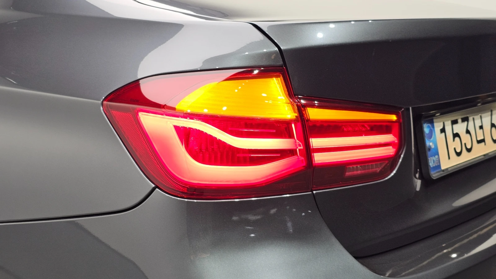 BMW 330 M Sport Pack | LED | Keyless, снимка 9 - Автомобили и джипове - 56434822