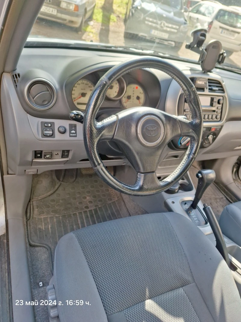 Toyota Rav4 2, снимка 12 - Автомобили и джипове - 47112810