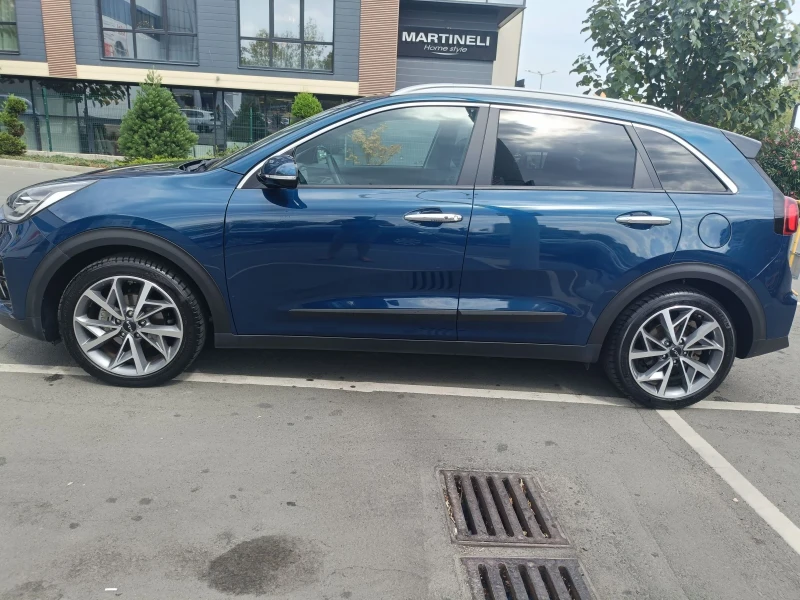 Kia Niro, снимка 3 - Автомобили и джипове - 47176549