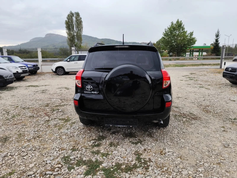 Toyota Rav4 2.2 дизел 136 коня, снимка 6 - Автомобили и джипове - 47228283