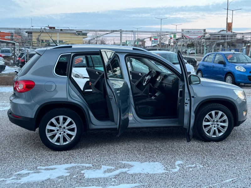 VW Tiguan 2.0TDI* AVTOMATIK* PARKASISTANS* 4x4* LIZING, снимка 6 - Автомобили и джипове - 49206143