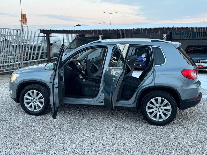 VW Tiguan 2.0TDI* AVTOMATIK* PARKASISTANS* 4x4* LIZING, снимка 10 - Автомобили и джипове - 49206143