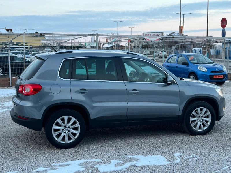 VW Tiguan 2.0TDI* AVTOMATIK* PARKASISTANS* 4x4* LIZING, снимка 4 - Автомобили и джипове - 49206143