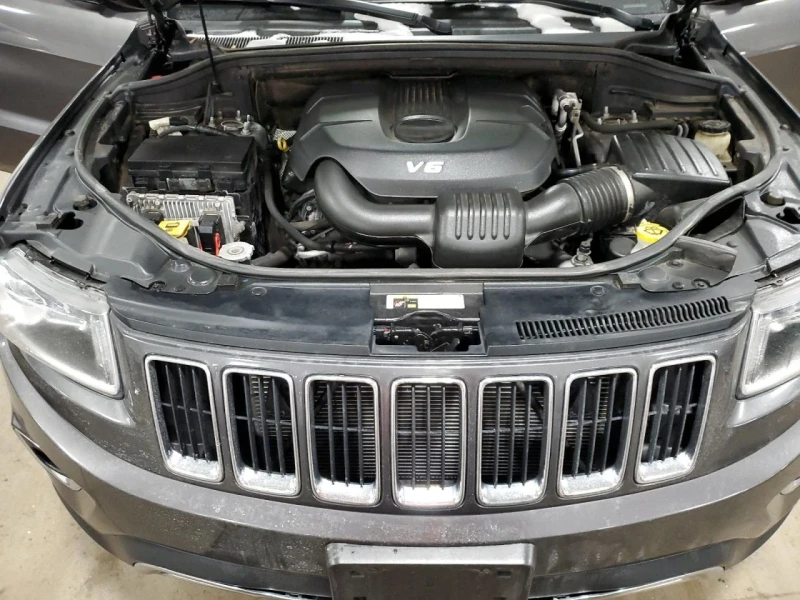 Jeep Grand cherokee, снимка 12 - Автомобили и джипове - 49444821