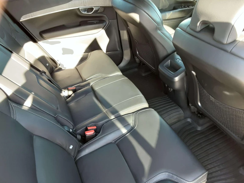 Volvo Xc90 2.0L, снимка 9 - Автомобили и джипове - 51827595