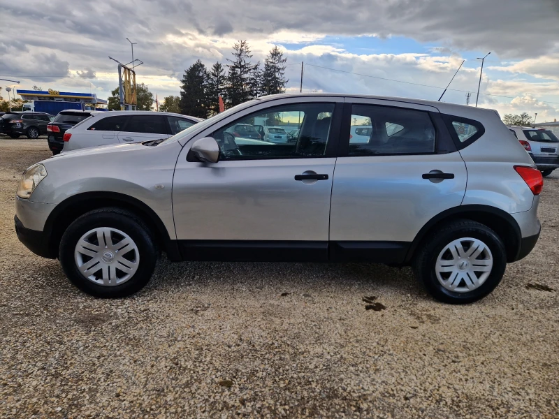 Nissan Qashqai 1.6i/ГАЗОВ ИЖЕКЦИОН, снимка 8 - Автомобили и джипове - 52042755