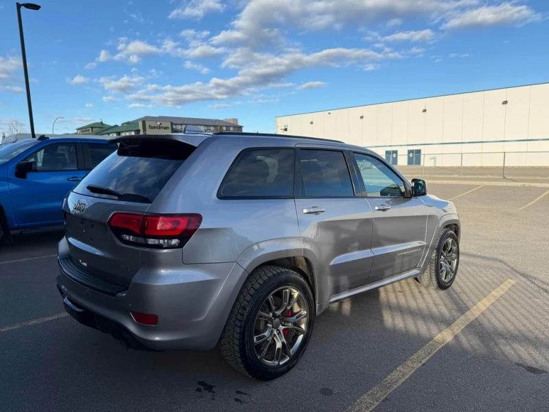 Jeep Grand cherokee * SRT * CARFAX * ЦЕНА ДО БГ, снимка 15 - Автомобили и джипове - 53206434
