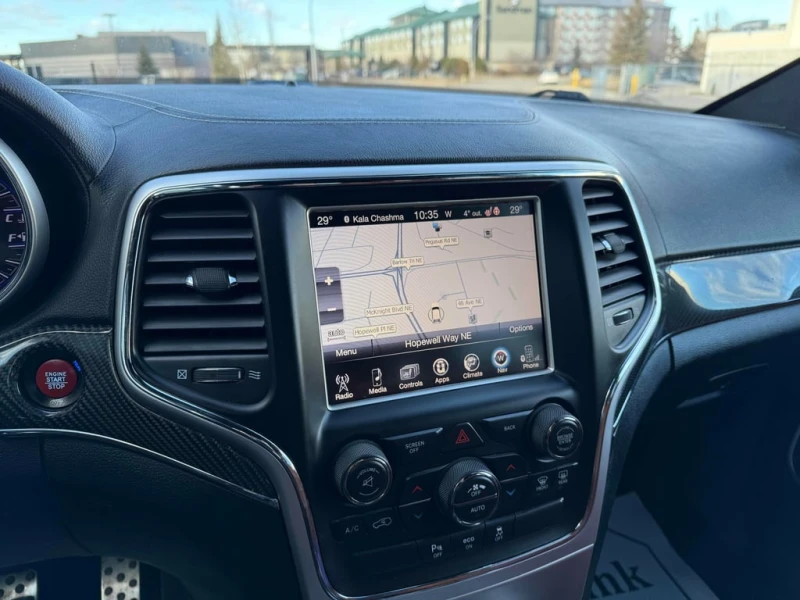 Jeep Grand cherokee * SRT * CARFAX * ЦЕНА ДО БГ, снимка 9 - Автомобили и джипове - 53206434