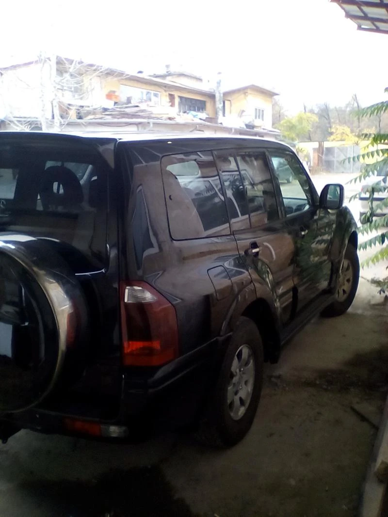 Mitsubishi Pajero 3.2 DI-D, снимка 4 - Автомобили и джипове - 30671272