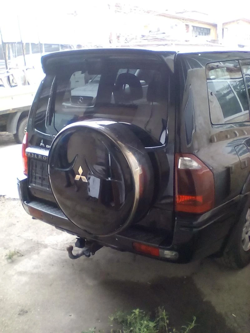 Mitsubishi Pajero 3.2 DI-D, снимка 3 - Автомобили и джипове - 30671272