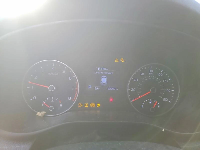 Kia Sportage 2.4L 4 Front-wheel Drive, снимка 10 - Автомобили и джипове - 53802949