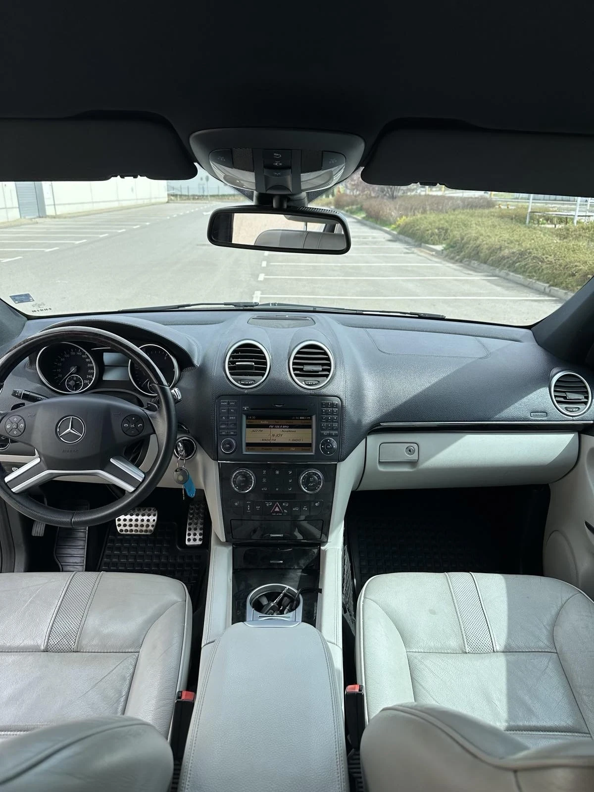 Mercedes-Benz ML 320  - изображение 6