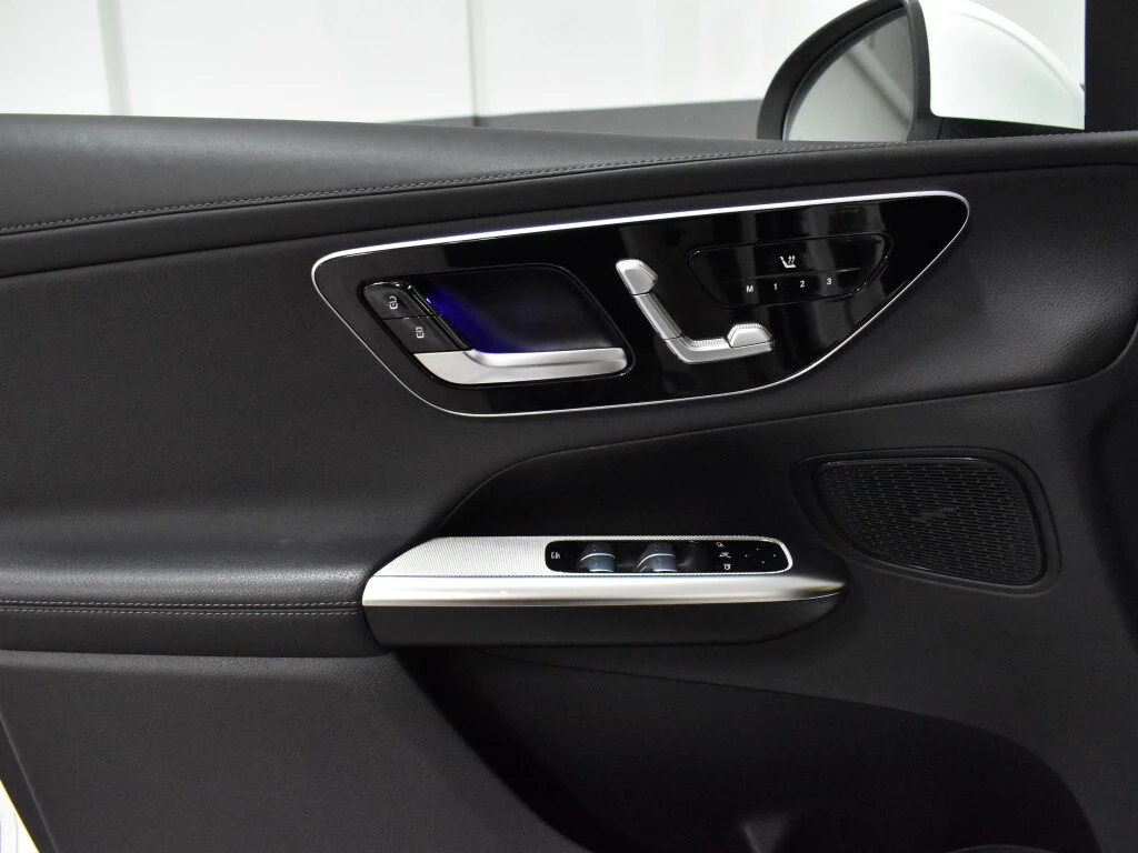 Mercedes-Benz GLC 300 4MATIC/АMBIENT/ЛИЗИНГ - изображение 7