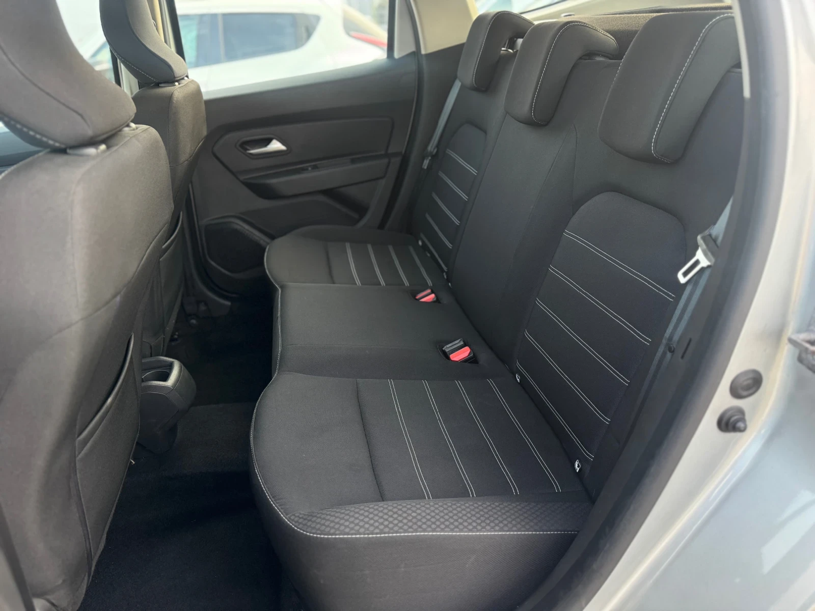 Dacia Duster LPG 27000km!!! | Mobile.bg � ����������� 12