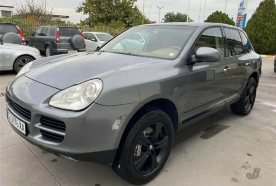 Porsche Cayenne, снимка 8 - Автомобили и джипове - 54030531