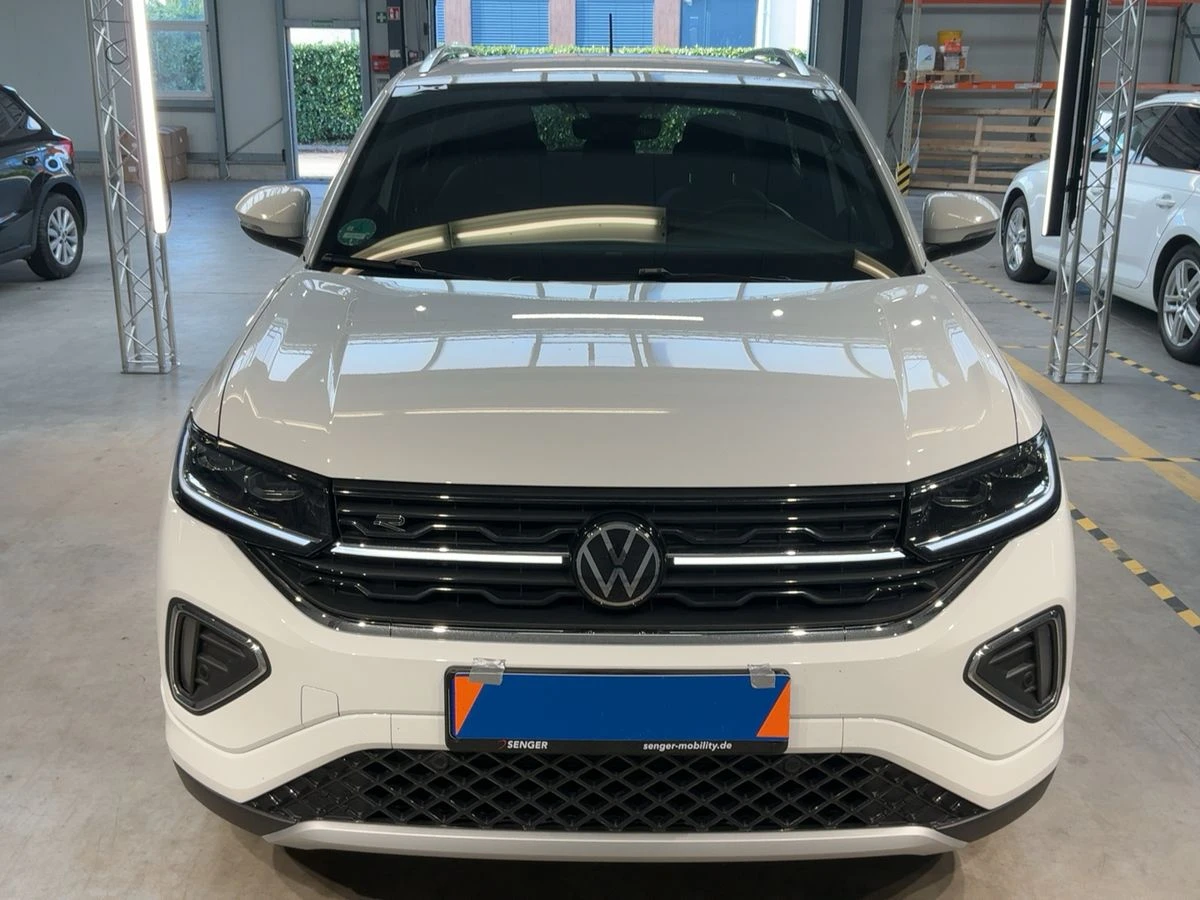 VW T-Cross 1.5 TSI ACT R-Line, снимка 6 - Автомобили и джипове - 54137567