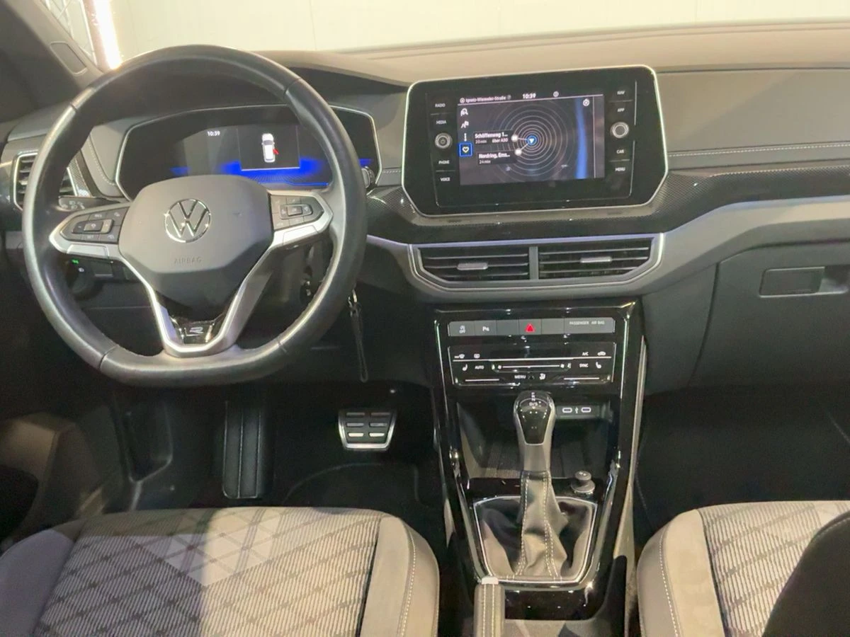 VW T-Cross 1.5 TSI ACT R-Line, снимка 11 - Автомобили и джипове - 54137567