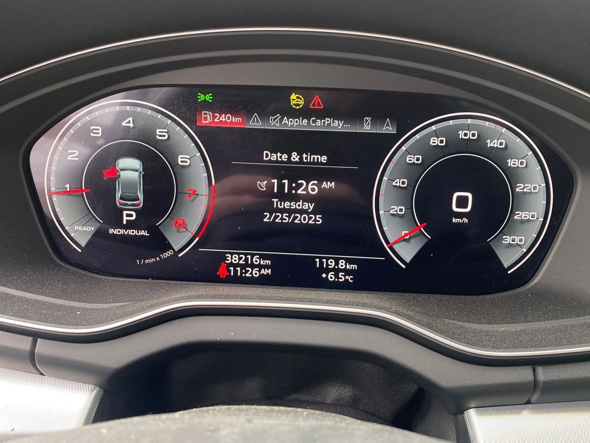 Audi Q5 HYBRID * * CARFAX * * АВТО КРЕДИТ * * , снимка 8 - Автомобили и джипове - 54484446
