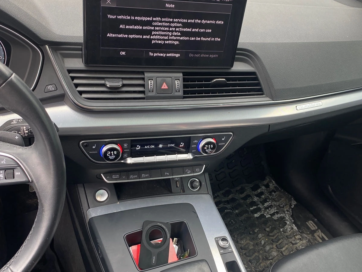 Audi Q5 HYBRID * * CARFAX * * АВТО КРЕДИТ * * , снимка 9 - Автомобили и джипове - 54484446