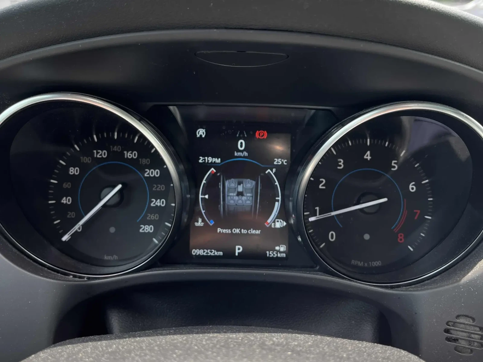 Jaguar F-PACE Prestige * 2КЛЮЧА * CARFAX * АВТО КРЕДИТ * , снимка 10 - Автомобили и джипове - 54755862