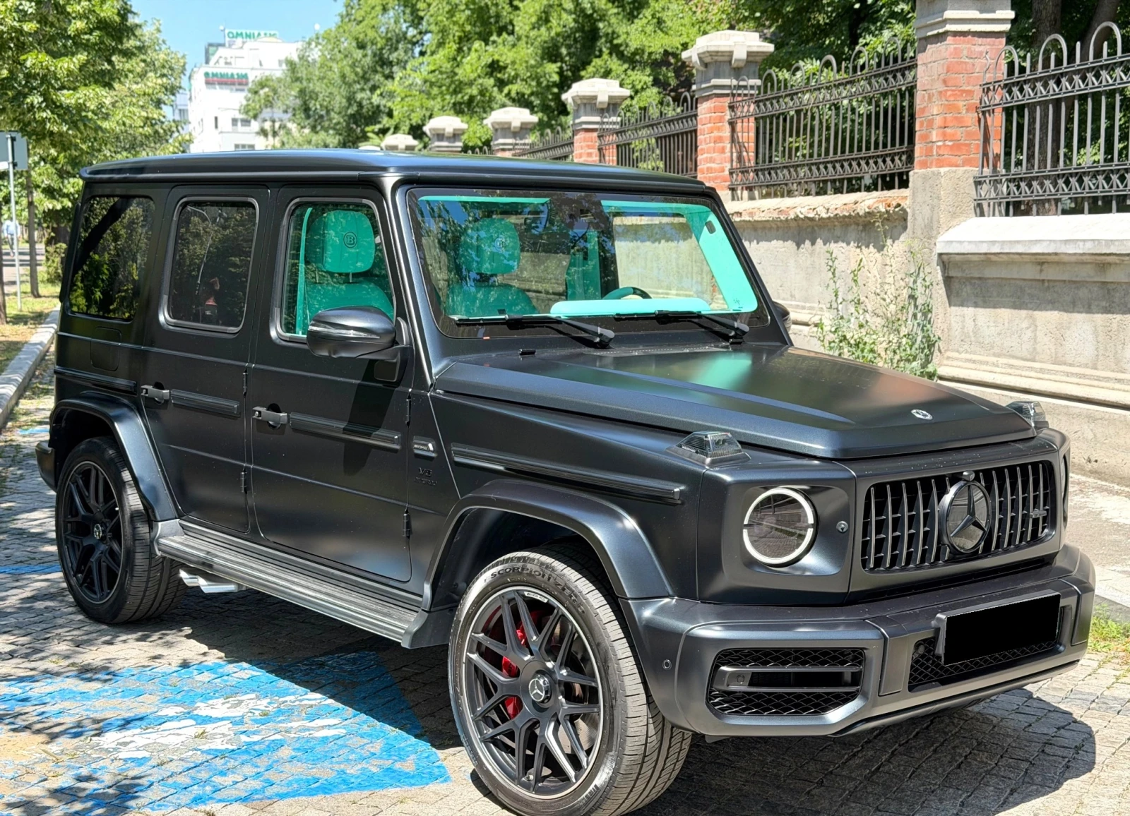Mercedes-Benz G 63 AMG V8, снимка 2 - Автомобили и джипове - 55439946