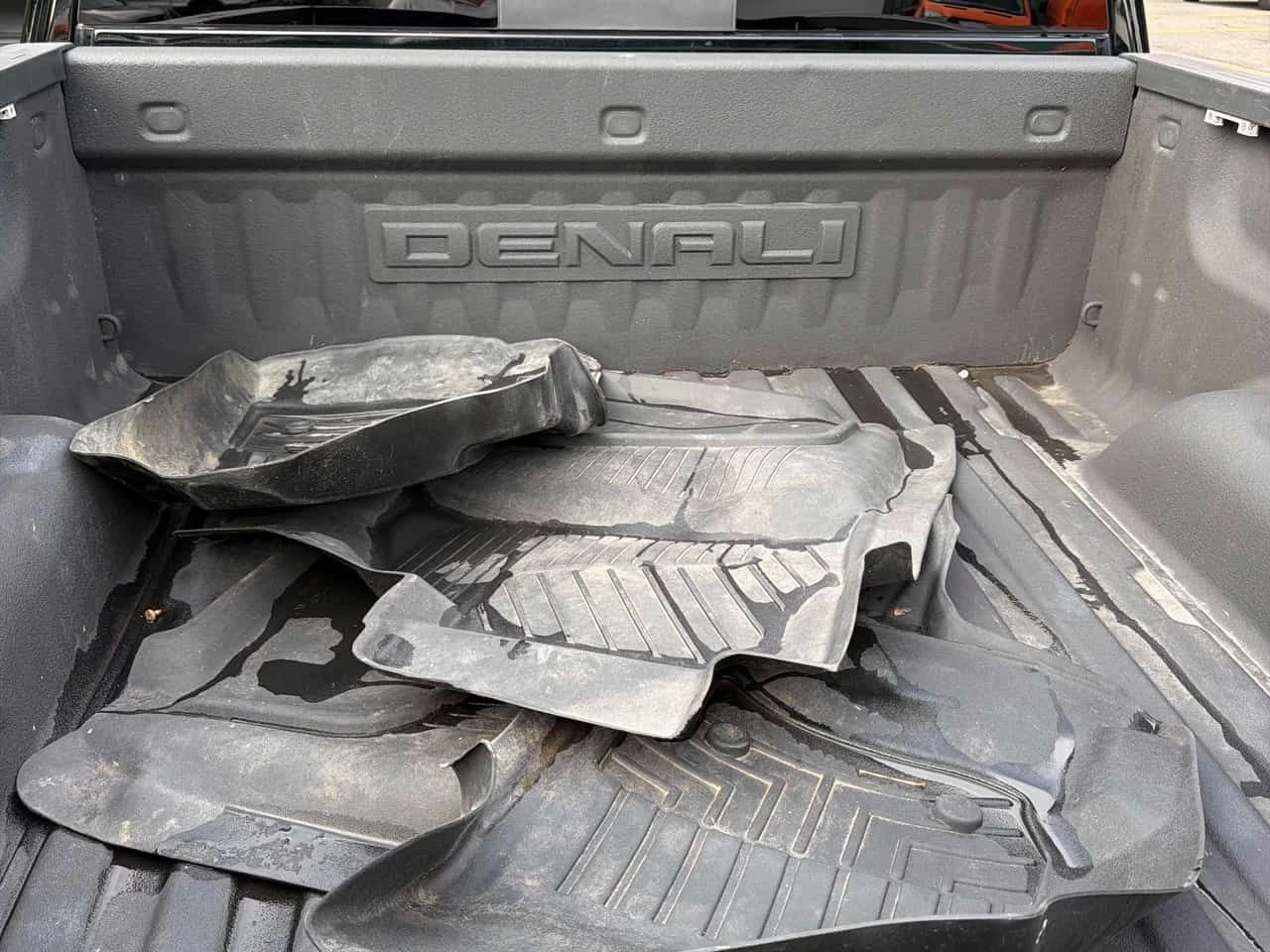 Gmc Sierra * Denali * CARFAX * ОПЦИЯ ЗА ФИНАНСИРАНЕ , снимка 12 - Автомобили и джипове - 55508732