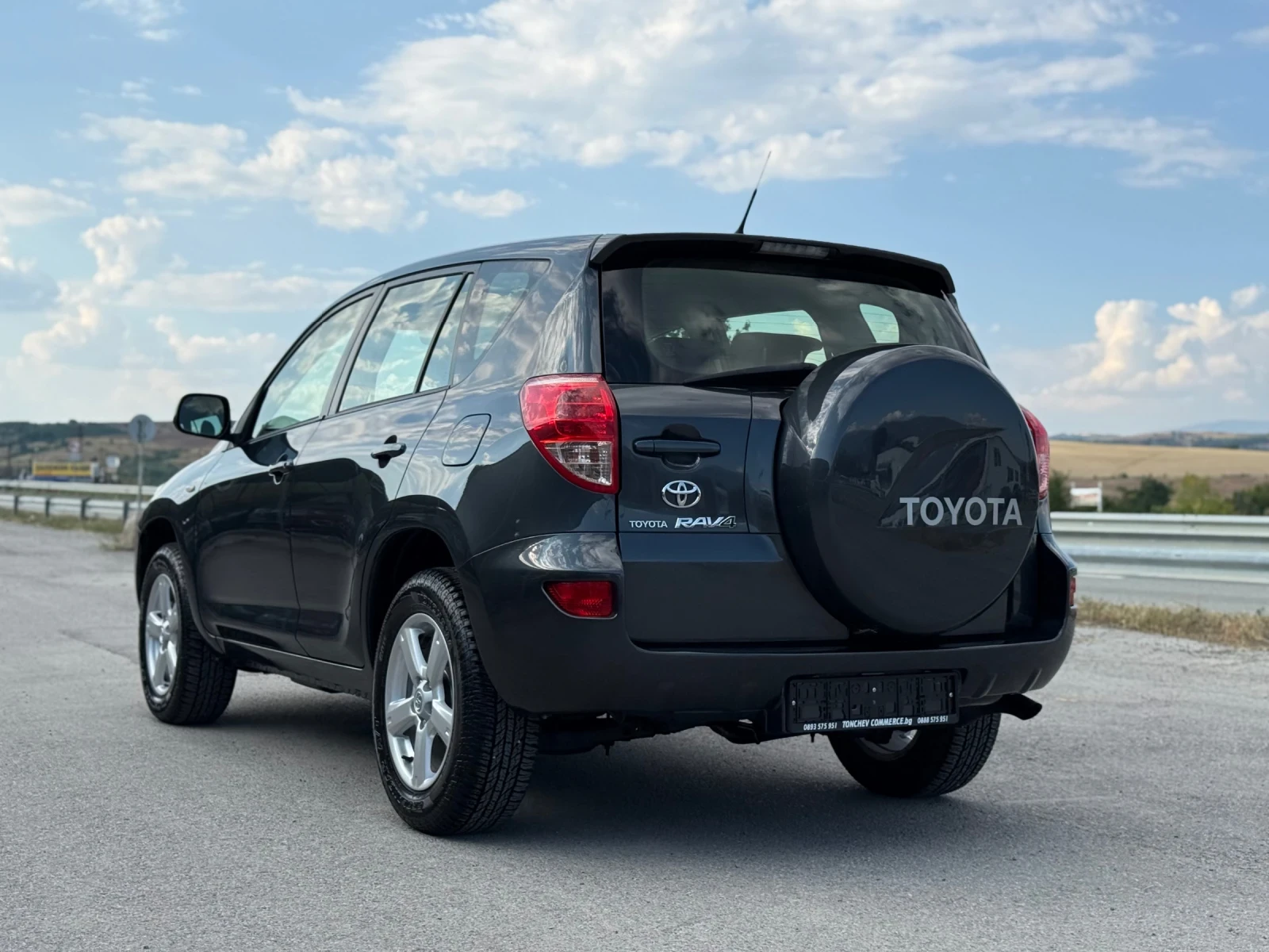 Toyota Rav4 2.0-VVT-i-170.000km-КАТО ЧИСТО НОВА-АВТОМАТ-ТОП, снимка 4 - Автомобили и джипове - 55568486