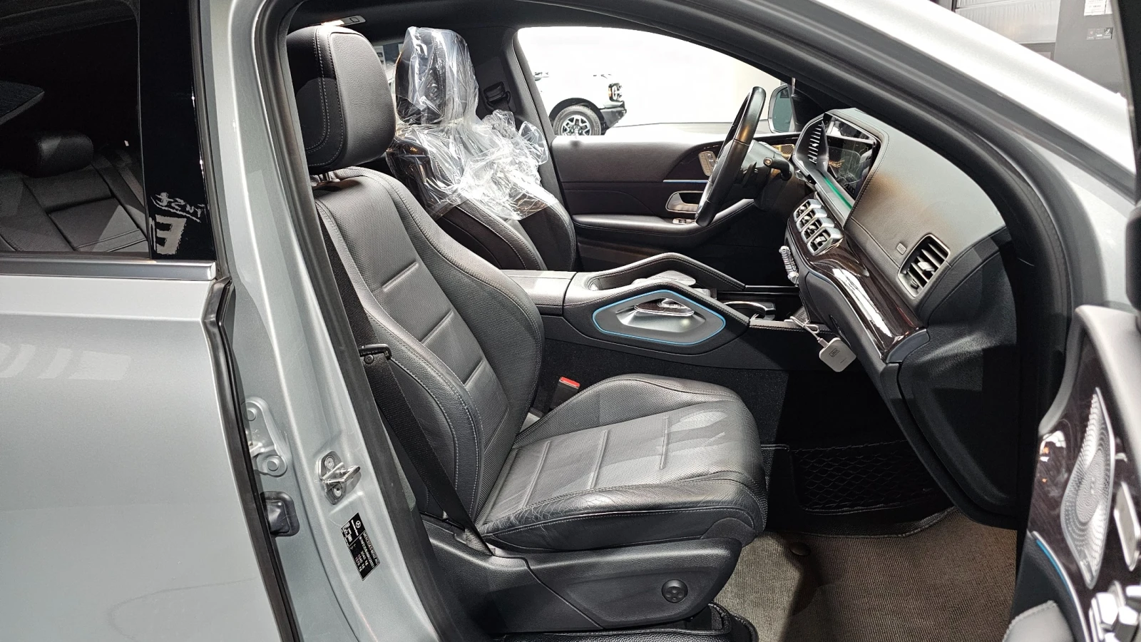 Mercedes-Benz GLE 400 W167 3.0 4MATIC, снимка 9 - Автомобили и джипове - 56003576